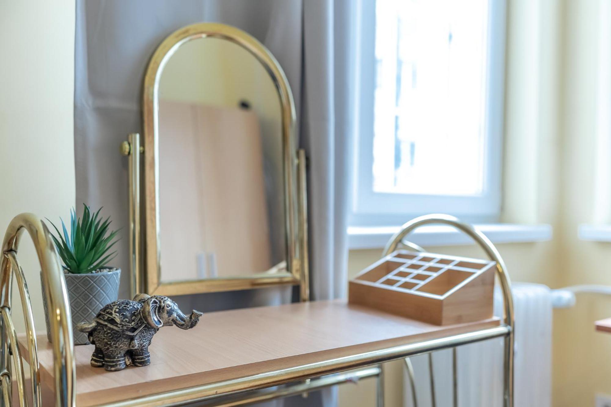 Vintage Home By Ndk And Vitosha Blvd With Free Secured Parking صوفيا المظهر الخارجي الصورة